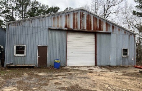More Photos Of 302 Huntsman Way, Longview Manufacturing For Sale