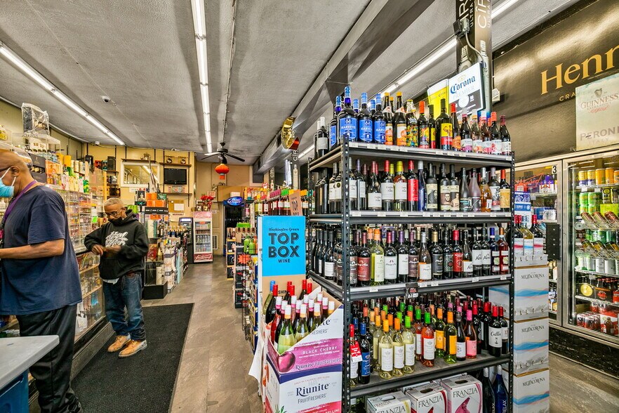 More Photos Of , Roxbury Unknown For Sale