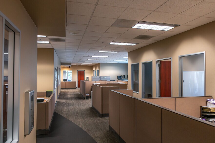 More Photos Of 7330 N Palm Ave, Fresno Office For Lease