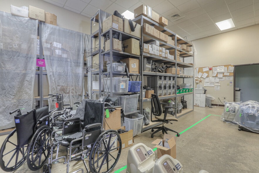 More Photos Of 1811 Charlotte Ave, Nashville General Retail For Sale