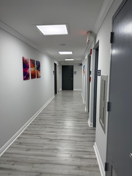 More Photos Of 351 S Cypress Rd, Pompano Beach Office For Sale