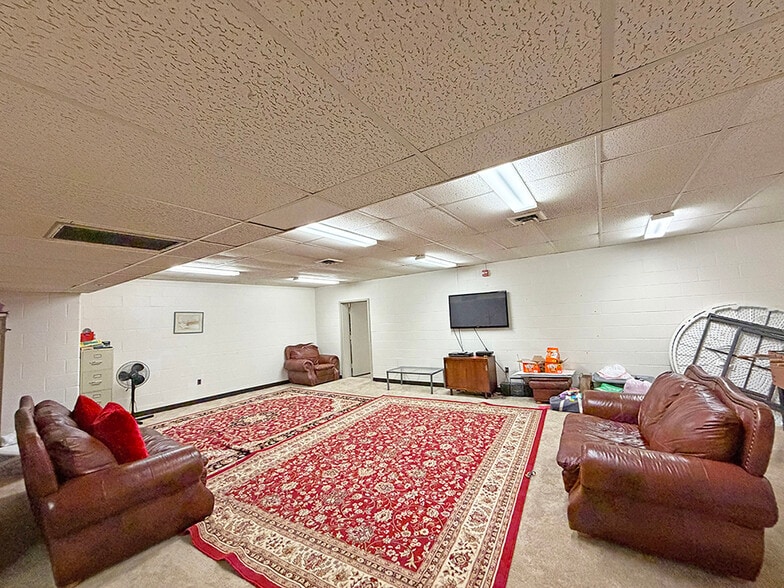 More Photos Of 8336 Carrleigh Pky, West Springfield Religious Facility For Sale