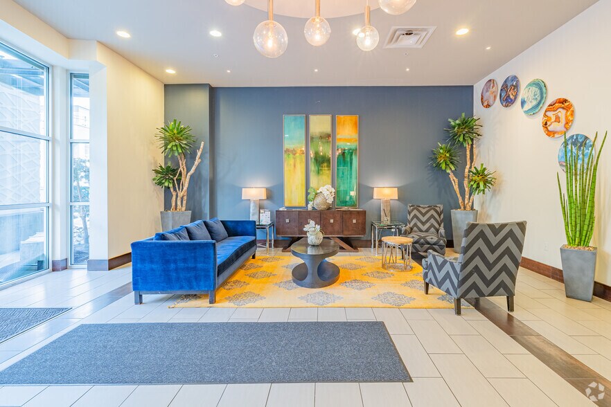 More Photos Of 1101 E Union St, Seattle Apartments For Lease