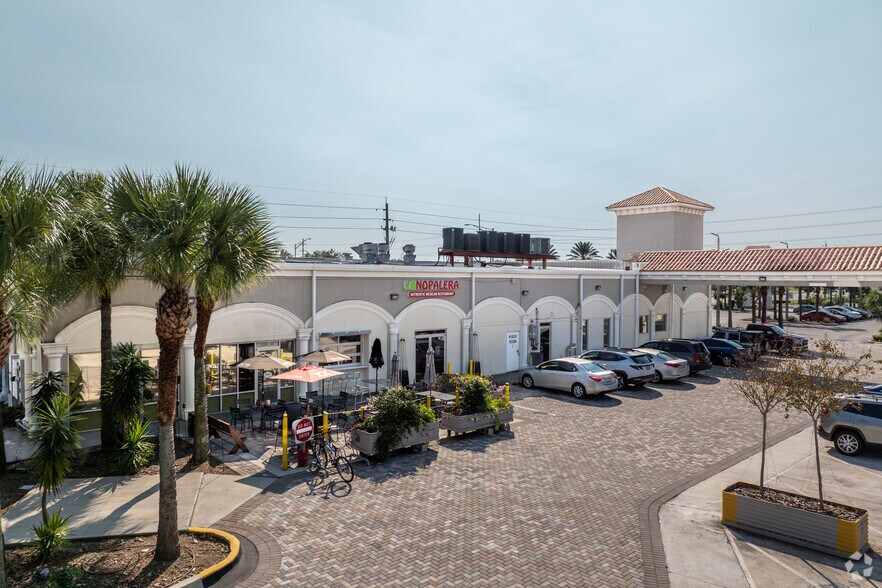 More Photos Of 13799 Beach Blvd, Jacksonville Unknown For Lease