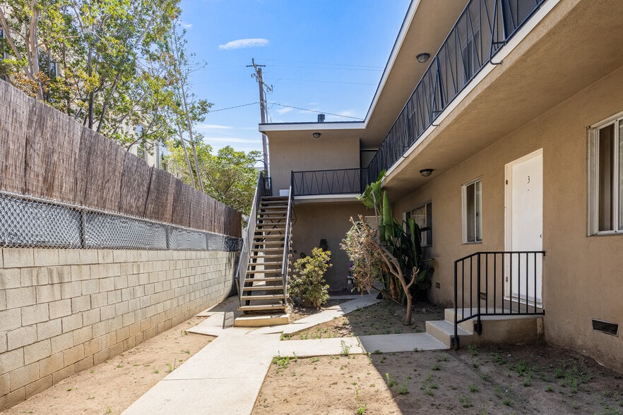 More Photos Of 1444 Euclid St, Santa Monica Apartments For Sale