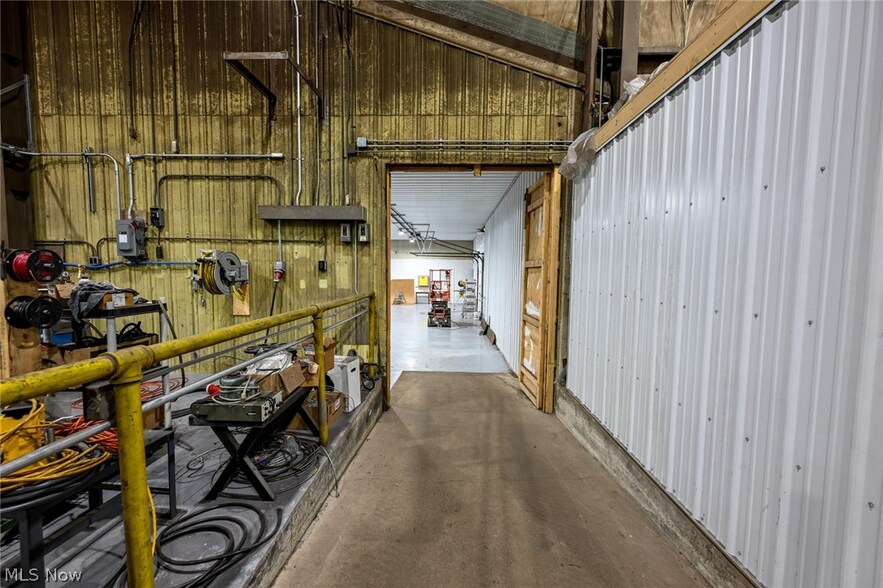More Photos Of 420 Merrill St, Andover Warehouse For Sale