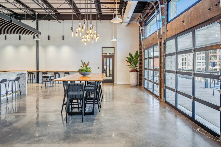 More Photos Of 2135 American Industrial Way, Chamblee Office For Sale