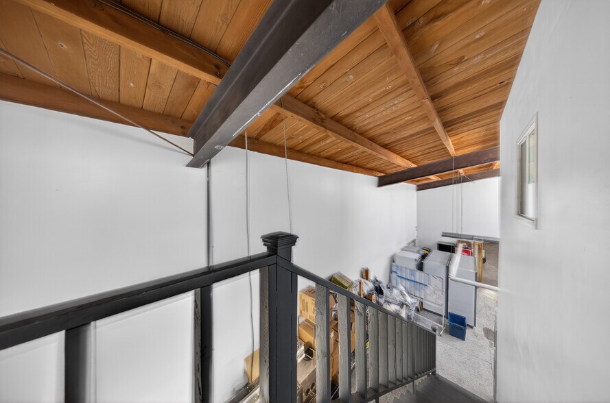 More Photos Of 5221 Pacific Blvd, Huntington Park Warehouse For Lease