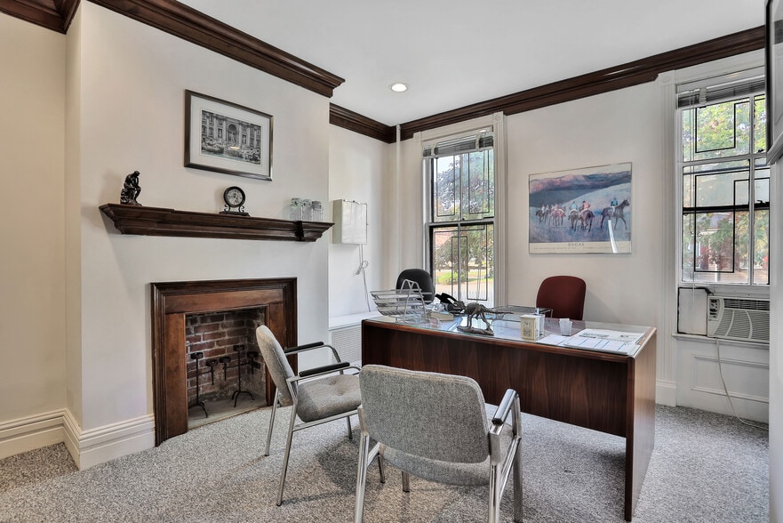 More Photos Of 227 Hamburg Tpke, Pompton Lakes Medical For Lease