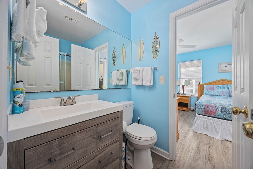 More Photos Of 412 S Seaside Dr, Surfside Beach Multifamily For Sale