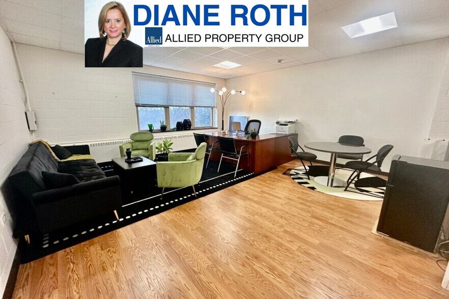 Primary Photo Of 139 E Putnam Ave, Greenwich Office For Lease