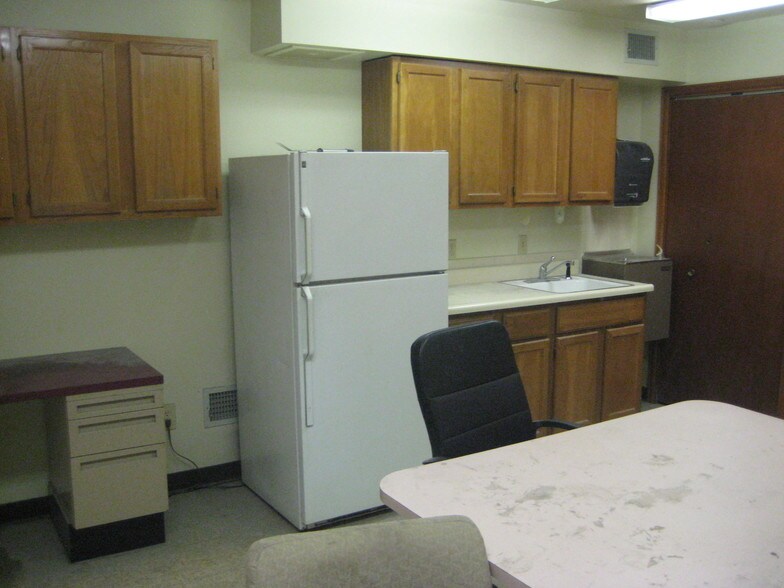 More Photos Of 1241 S Lipan St, Denver Warehouse For Sale