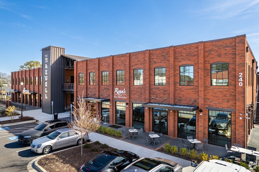 More Photos Of 200 S Main St, Alpharetta Unknown For Lease