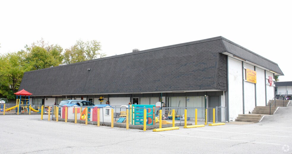 More Photos Of 216-326 Sonderen St, O'Fallon Office For Lease