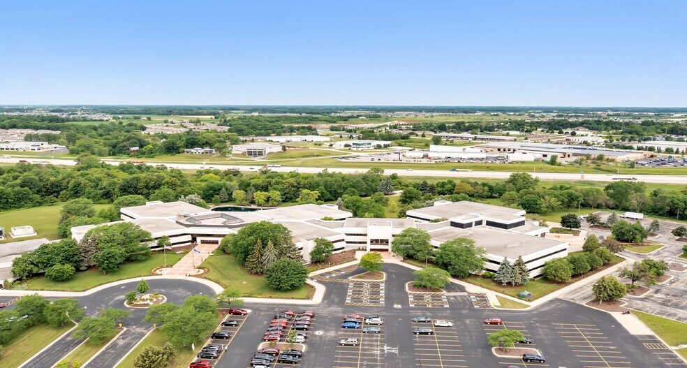 More Photos Of 1100 Employers Blvd, De Pere Office For Lease