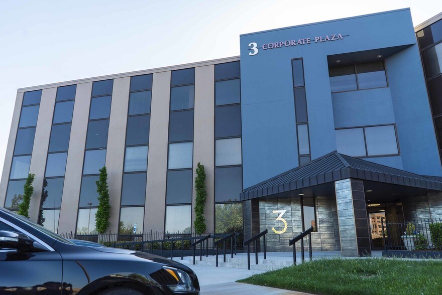 More Photos Of 3613 NW 56th St, Oklahoma City Medical For Lease