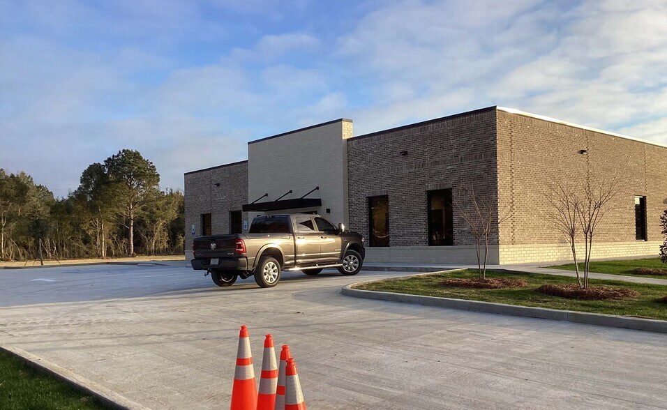 More Photos Of 29946 AL-59, Loxley Storefront For Sale