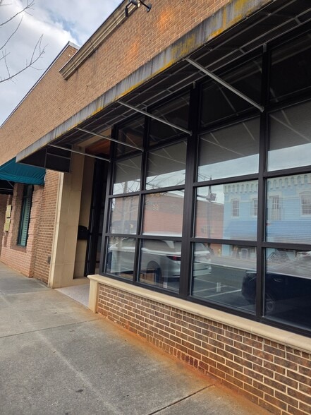 Primary Photo Of 105 S Main St, Monroe Office For Lease