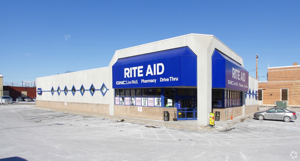 Primary Photo Of 412 Broadway St, Coraopolis Drugstore For Sale
