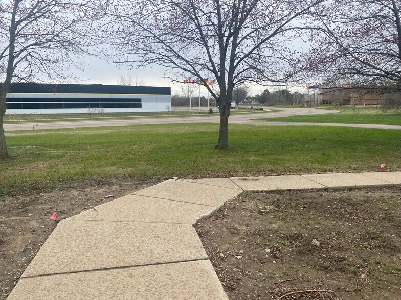 More Photos Of 3909 Research Park Dr, Ann Arbor Office For Lease