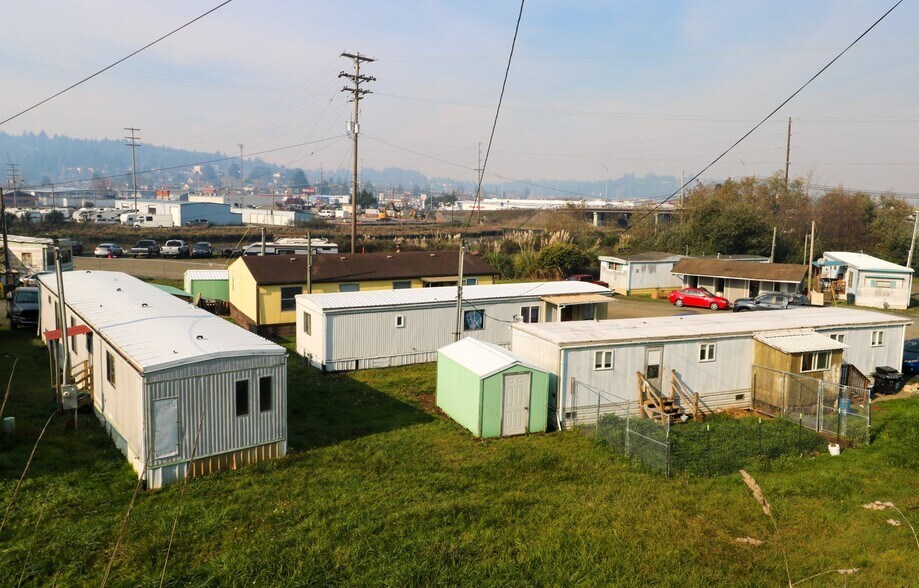 More Photos Of 93531 Coal Bank Ln, Coos Bay Manufactured Housing Mobile Home Park For Sale