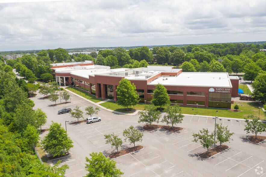 More Photos Of 1434 Crossways Blvd, Chesapeake Office For Lease