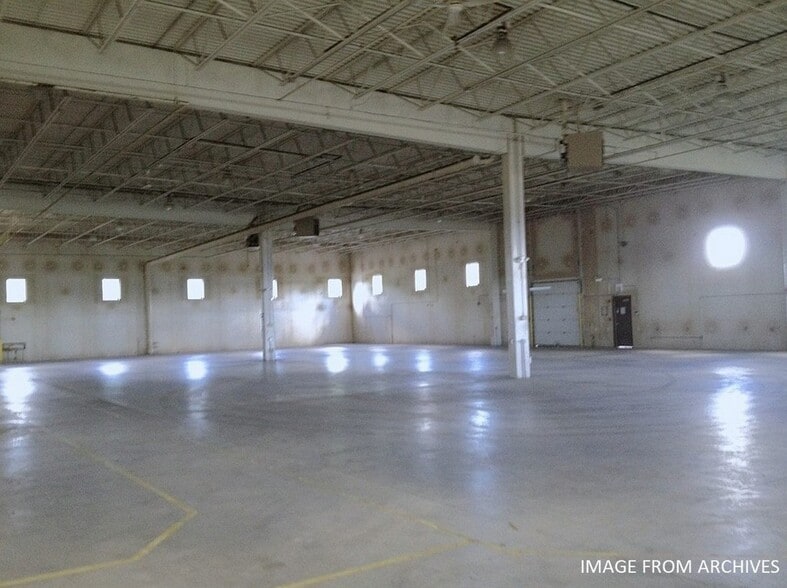 More Photos Of 7900 S Route 31, Crystal Lake Warehouse For Sale