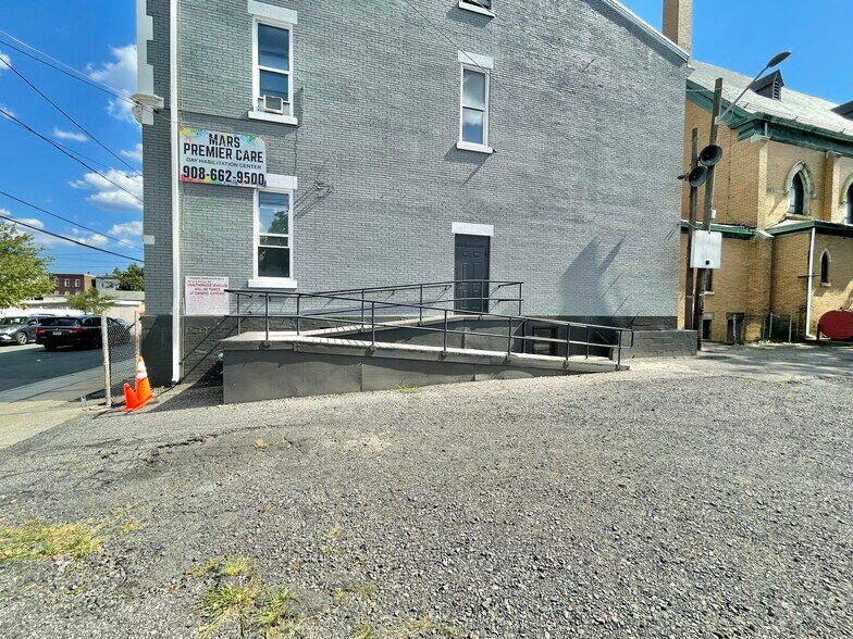 More Photos Of 214-228 Msgr Kemezis Pl, Elizabeth Schools For Lease