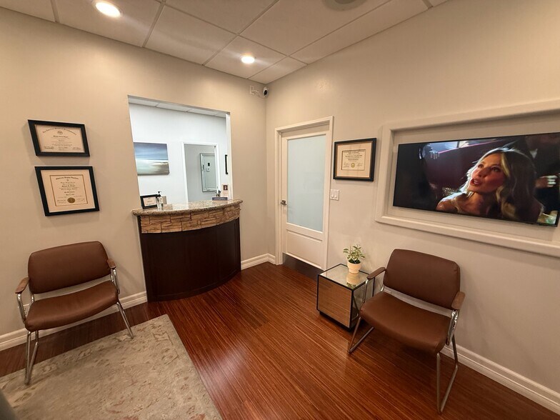 More Photos Of 16776 Bernardo Center Dr, San Diego Coworking Space