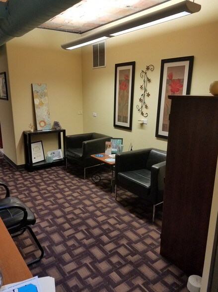 More Photos Of 4335 W Irving Park Rd, Chicago Apartments For Sale
