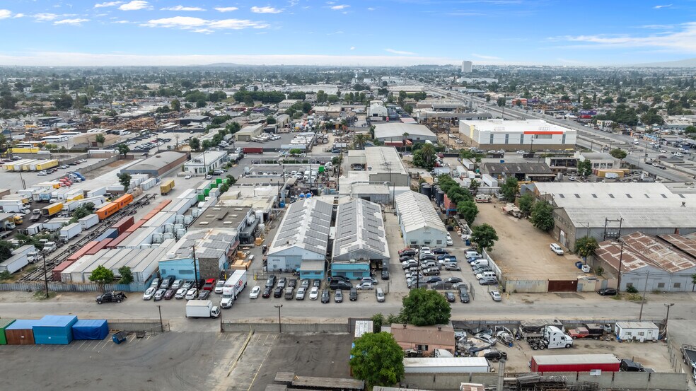 More Photos Of 424 E Dixon St, Compton Manufacturing For Sale
