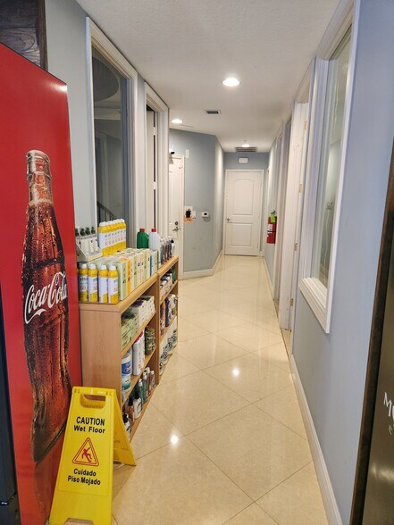 More Photos Of 701 S Olive Ave, West Palm Beach Office For Lease