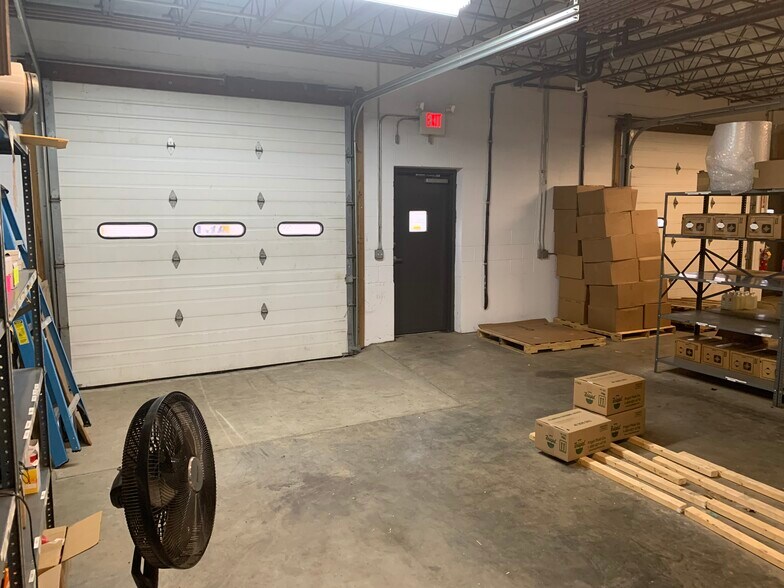 More Photos Of 399 Oak St, South Amboy Flex For Lease