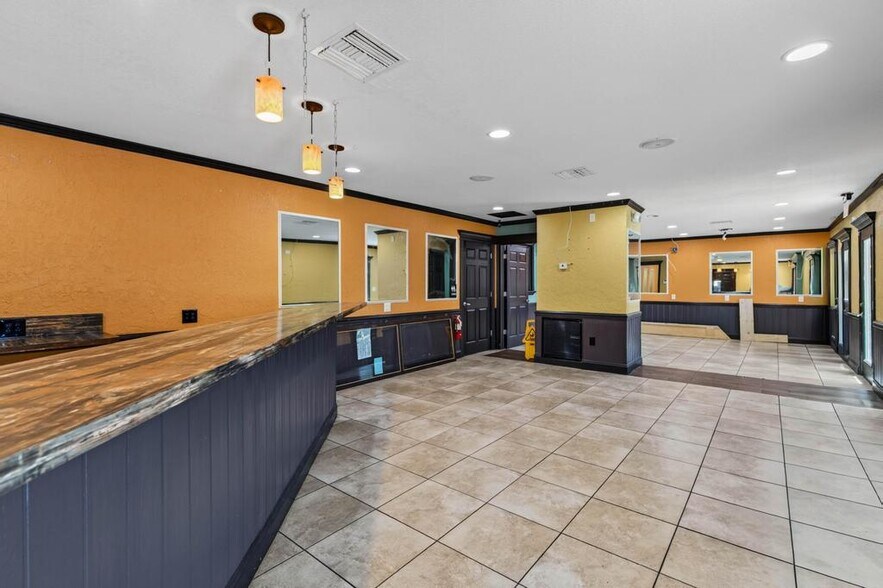 More Photos Of 102 Phillips Dairy Rd, Palatka Restaurant For Sale