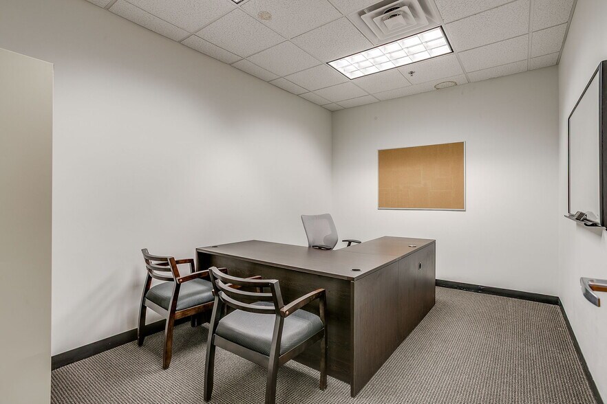 More Photos Of 3262 Chapel Creek Blvd, Fort Worth Office For Lease