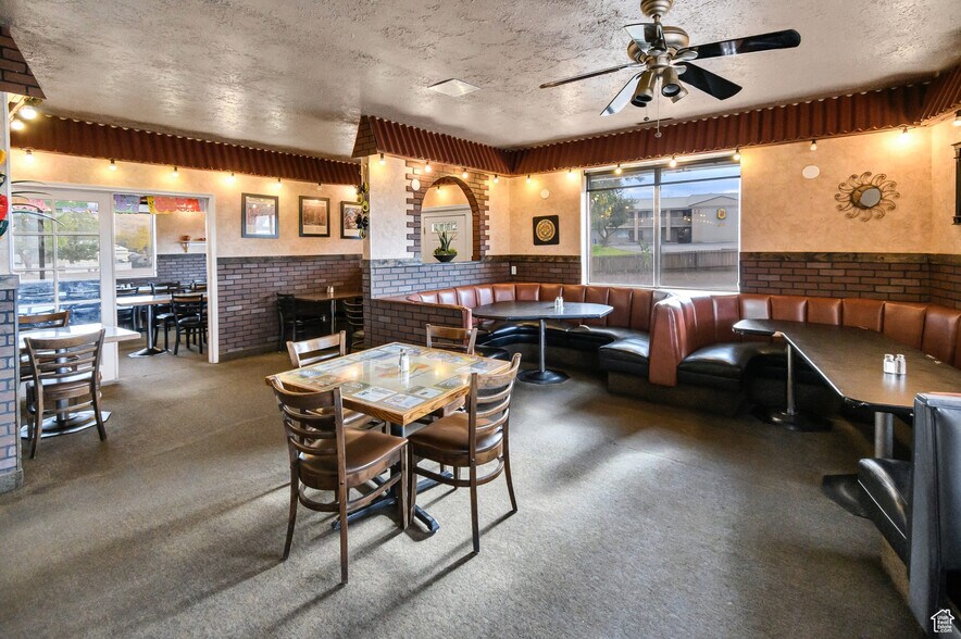 More Photos Of 1535 S State St, Salina Specialty For Sale