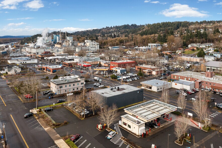 More Photos Of 222 NE Everett St, Camas Storefront Retail Office For Lease