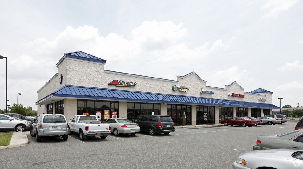 Primary Photo Of 4032 Victory Blvd, Portsmouth General Retail For Lease