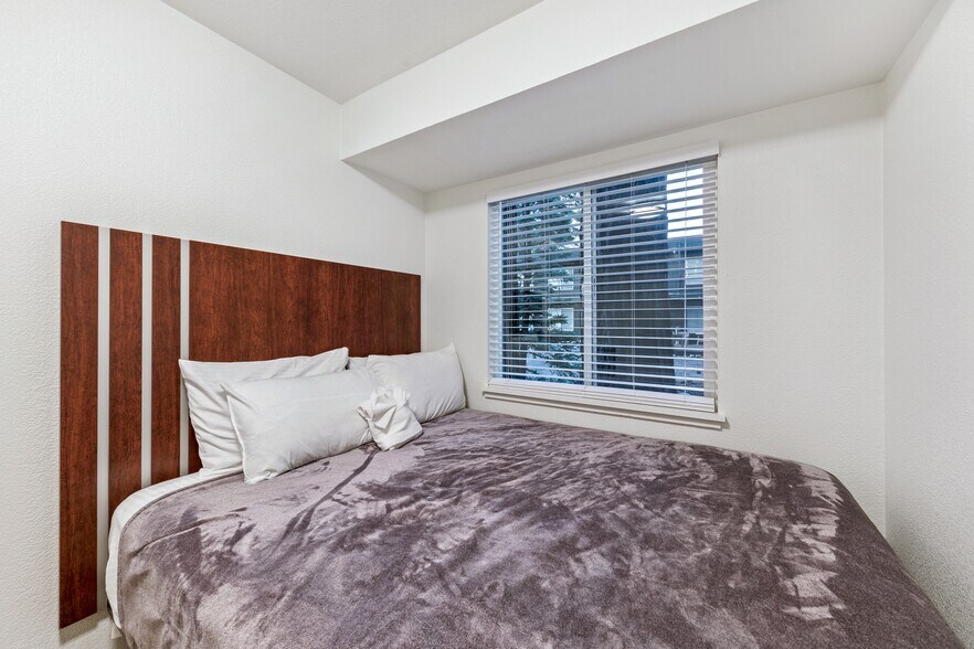 More Photos Of 4130 Manzanita Ave, South Lake Tahoe Hotel For Sale