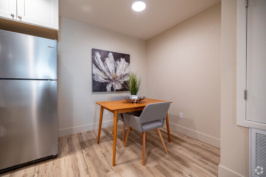 More Photos Of 2531 W Rumble Rd, Modesto Apartments For Sale