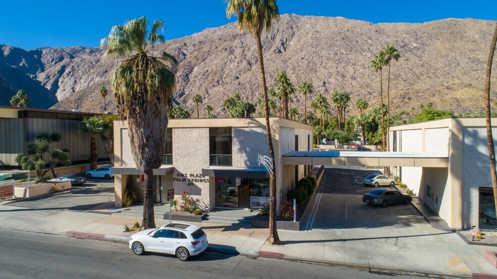 More Photos Of 477 S Palm Canyon Dr, Palm Springs Office For Sale