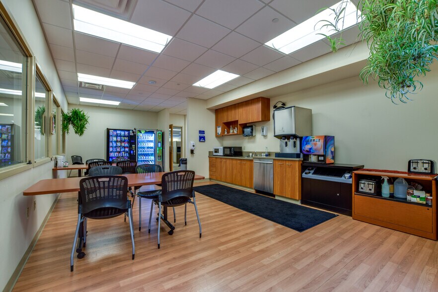 More Photos Of 744 Heartland Trl, Madison Medical For Sale
