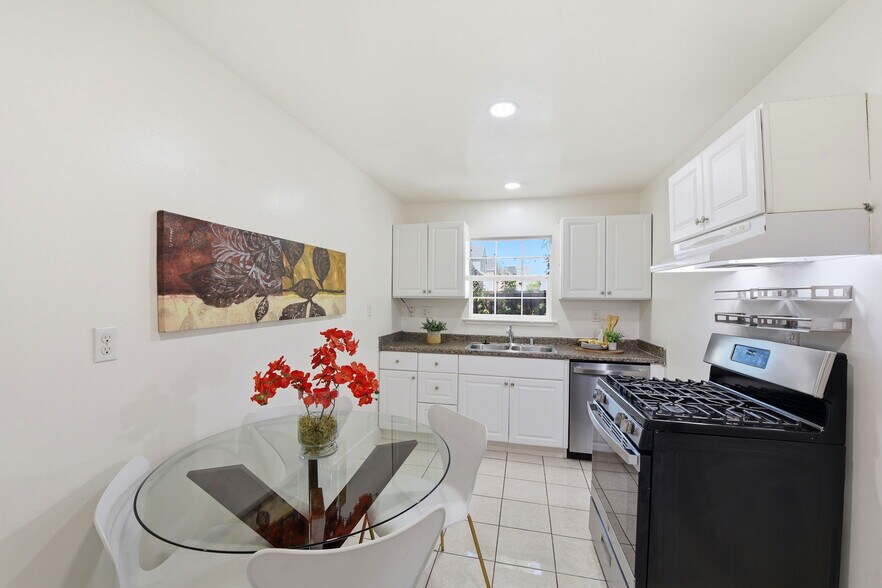 More Photos Of 2115 University Ave, Mountain View Multifamily For Sale