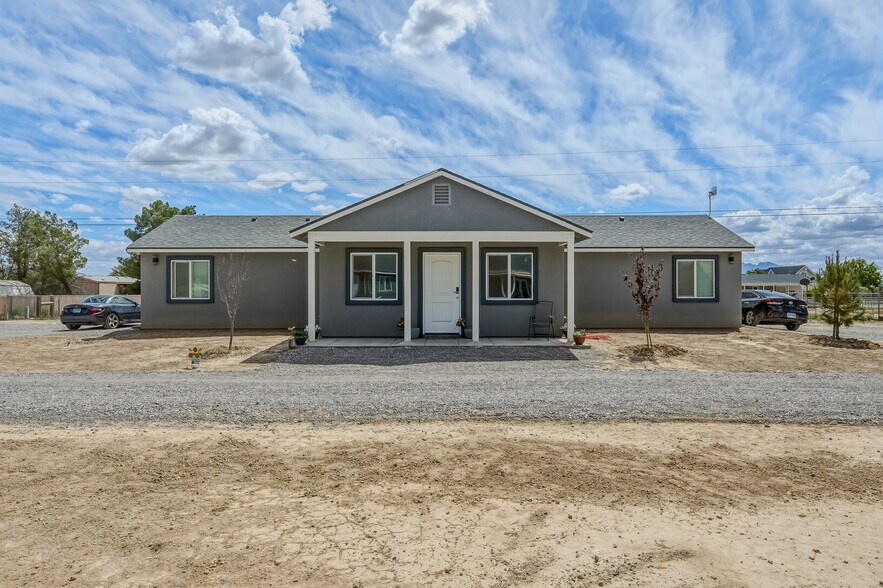 More Photos Of 921 W Leffner Dr, Pahrump Multifamily For Sale