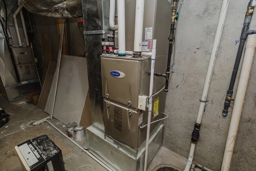 More Photos Of 429 S 119th St W, Wichita Office For Sale