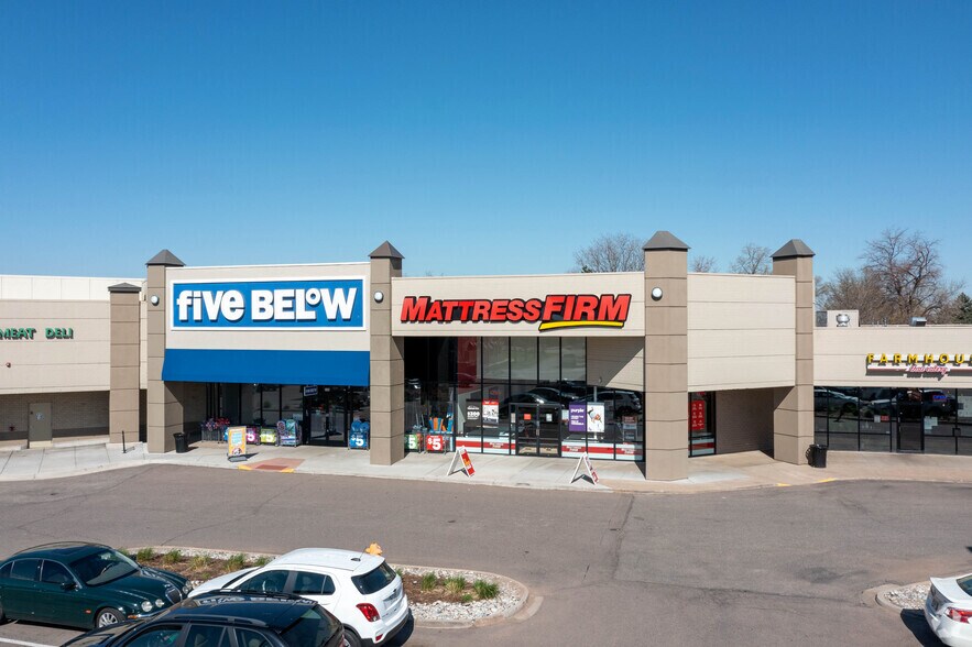 More Photos Of 98 Wadsworth Blvd, Lakewood Storefront For Lease
