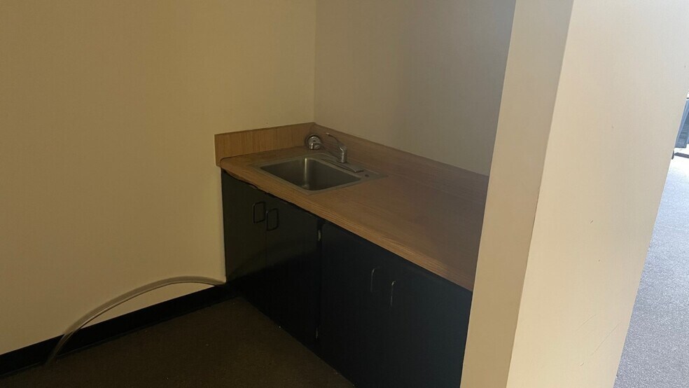 More Photos Of 2885 N Berkeley Lake Rd NW, Duluth Distribution For Lease