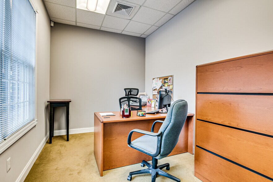 More Photos Of 1555 Ruth Rd, North Brunswick Office For Lease