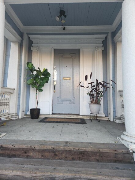 More Photos Of 3227-3231 Telegraph Ave, Oakland Apartments For Sale