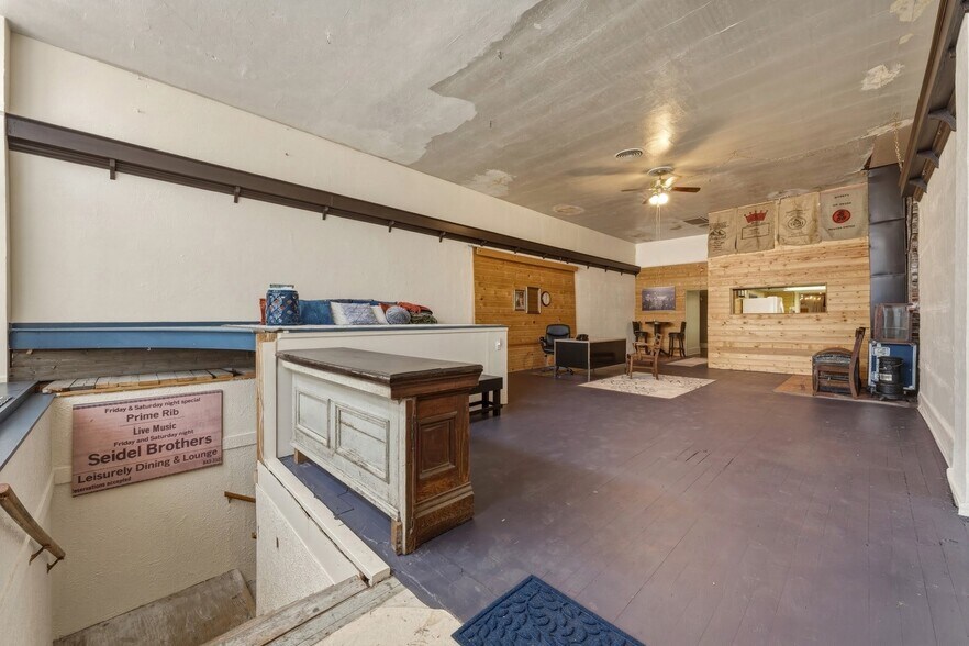More Photos Of 956 Main St, Pomeroy Storefront For Sale